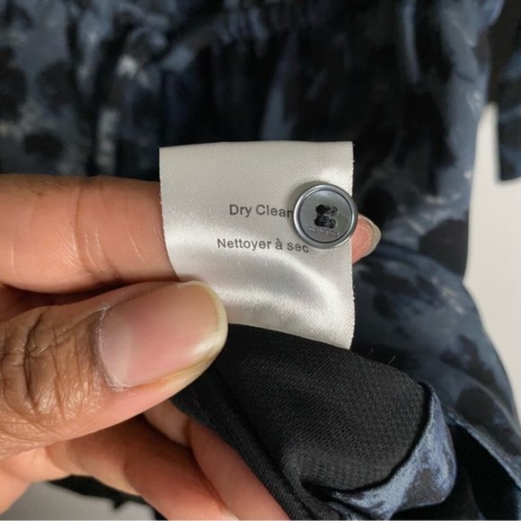 Aritzia x Babaton Women's Blue Animal Print Mini Silk Dress - Picture 9 of 10